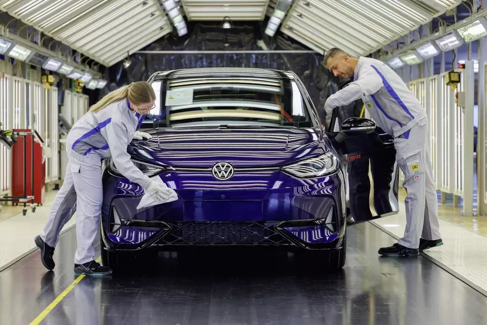 The ID.3 GTX FIRE+ICE is produced in Zwickau and Dresden. (Source: Volkswagen AG)