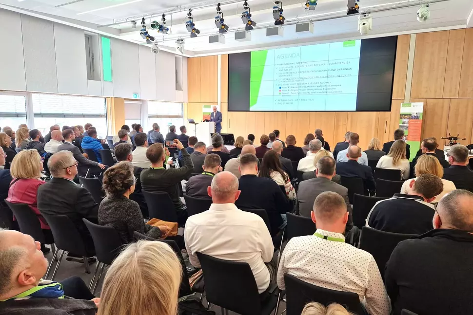 Blick in den Veranstaltungssaal des Business-Forums am 03. März 2026 - mit fast 130 Teilnehmern