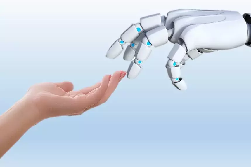 Human-Robot Interaction (Source: pixabay)